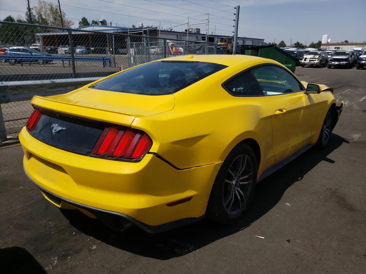 Photo 4 from auction – 2016 FORD MUSTANG with VIN 1FA6P8TH8G5281893