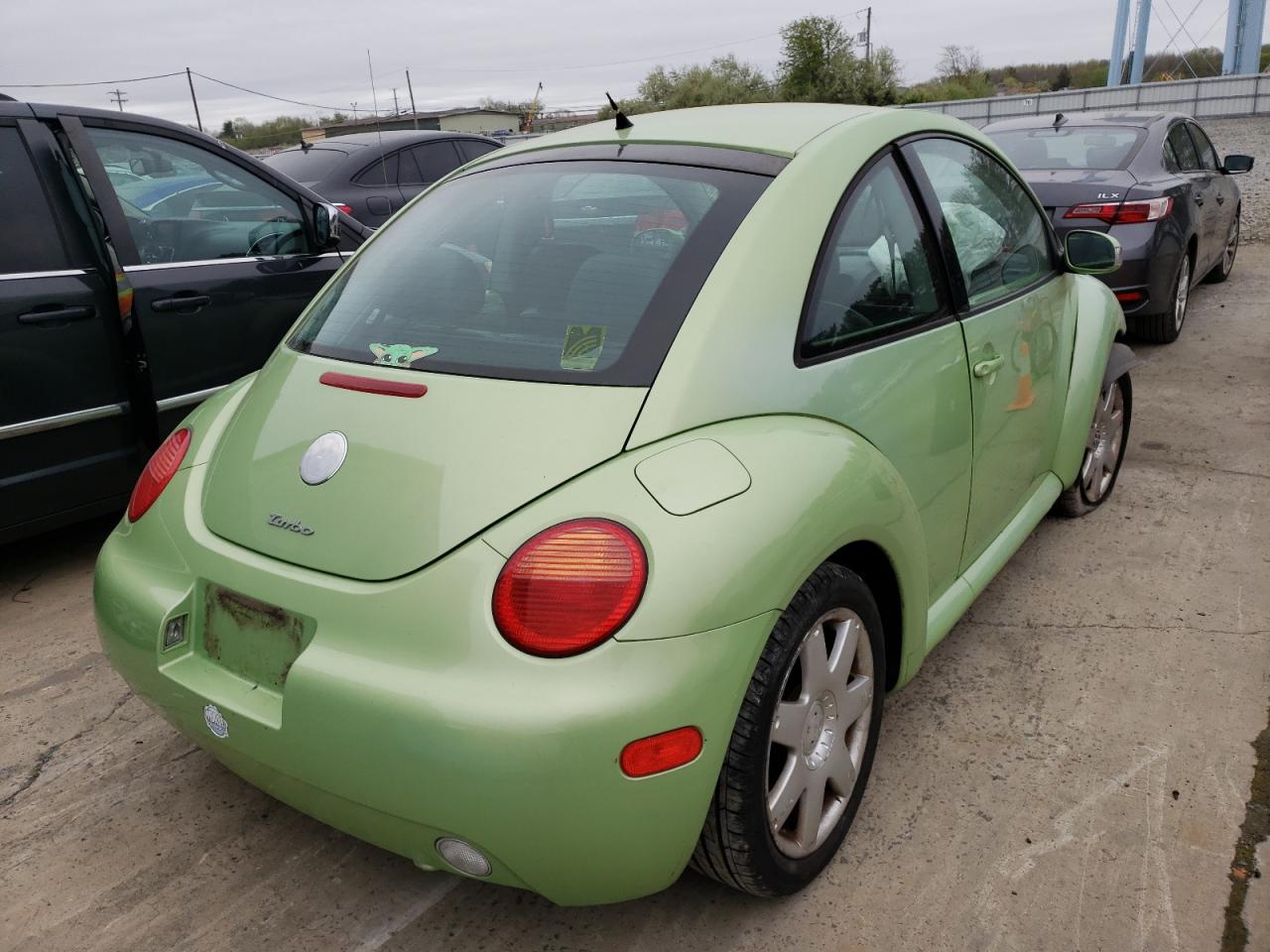 Photo 4 from auction – 2003 VOLKSWAGEN NEW BEETLE with VIN 3VWCD21C73M432881