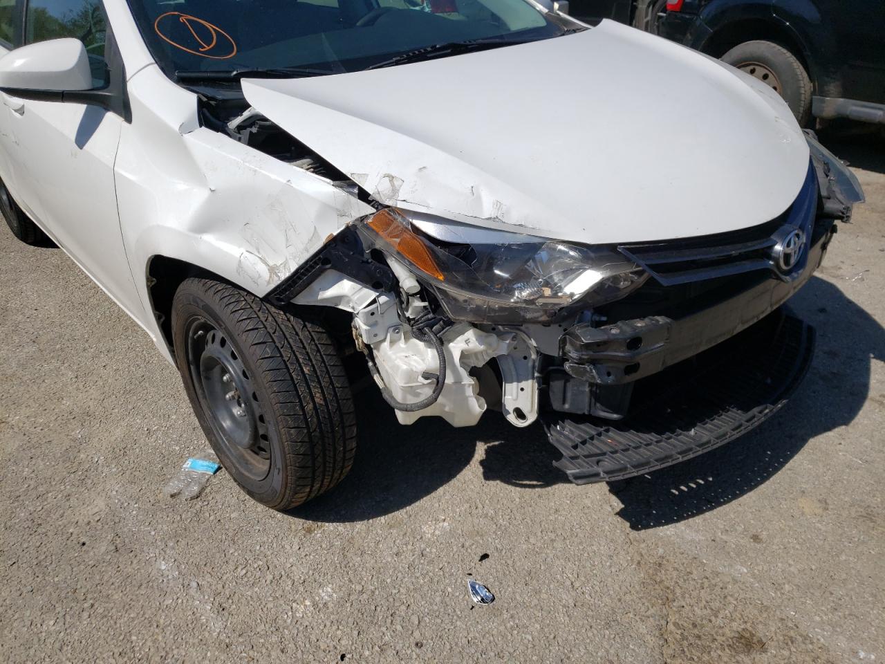 Photo 9 from auction – 2015 TOYOTA COROLLA L with VIN 5YFBURHE9FP302936