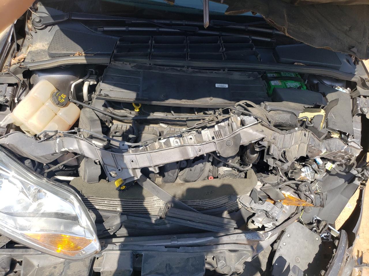 Photo 7 from auction – 2014 FORD FOCUS SE with VIN 1FADP3F22EL379022