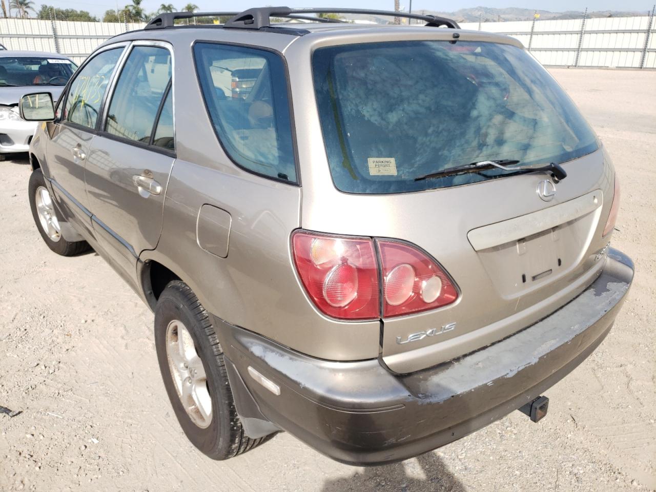 Photo 3 from auction – 2000 LEXUS RX 300 with VIN JT6GF10U6Y0051110