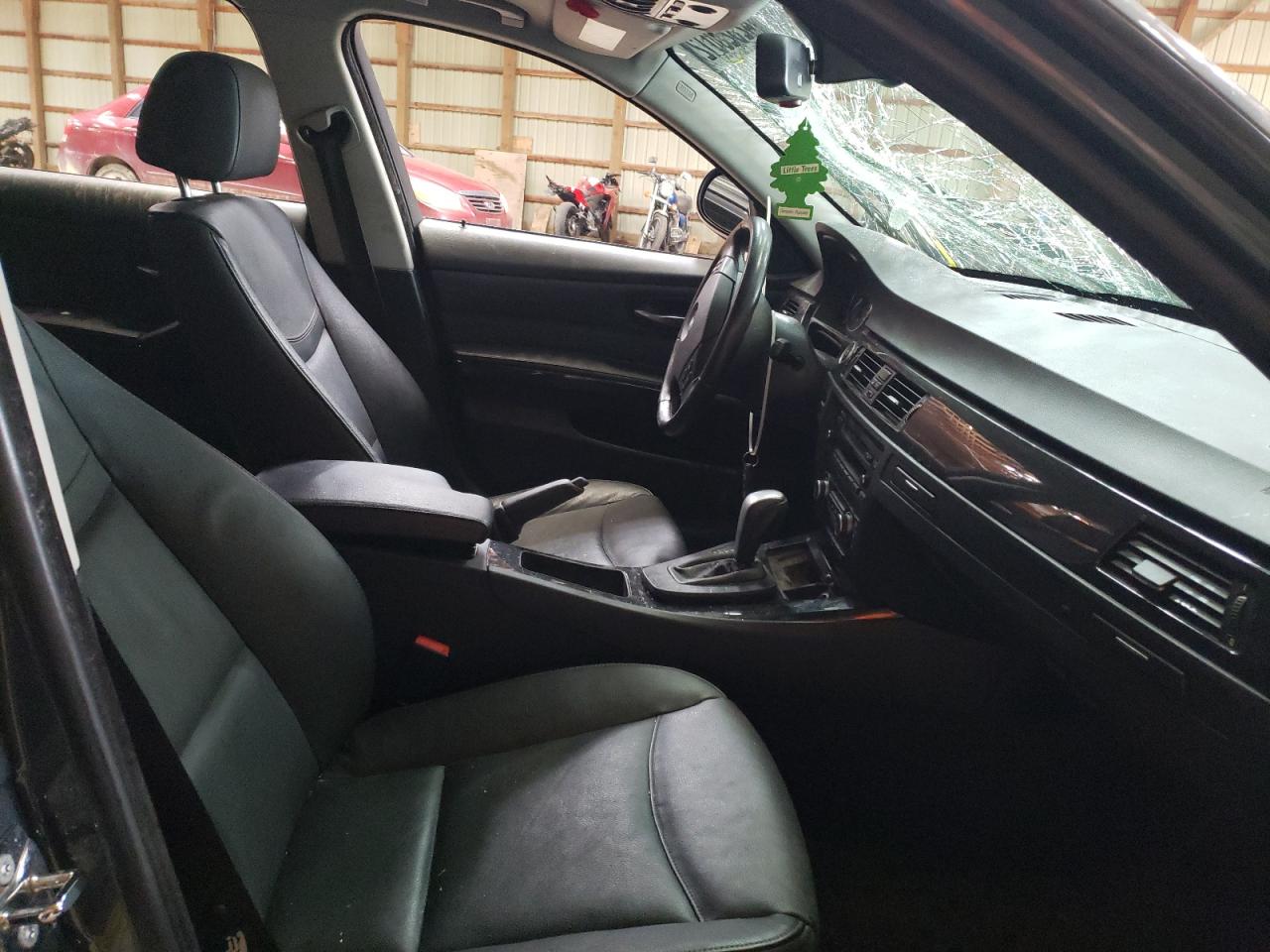 Photo 5 from auction – 2009 BMW 328 XI with VIN WBAPK73539A449296