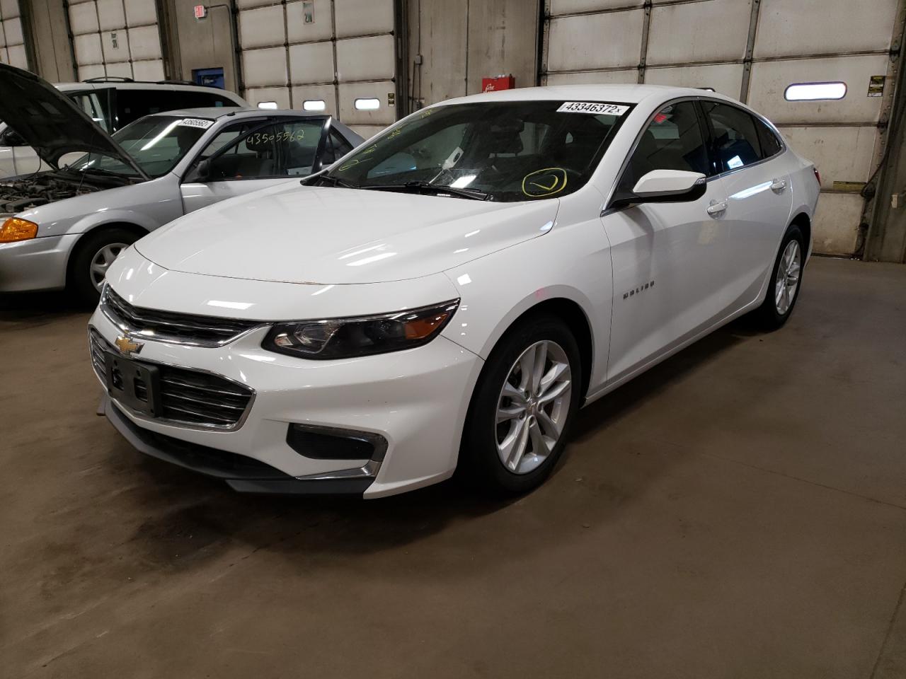Photo 2 from auction – 2017 CHEVROLET MALIBU LT with VIN 1G1ZE5ST3HF194182