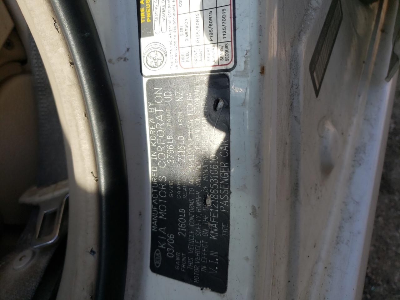 Photo 10 from auction – 2006 KIA SPECTRA LX with VIN KNAFE121865310610