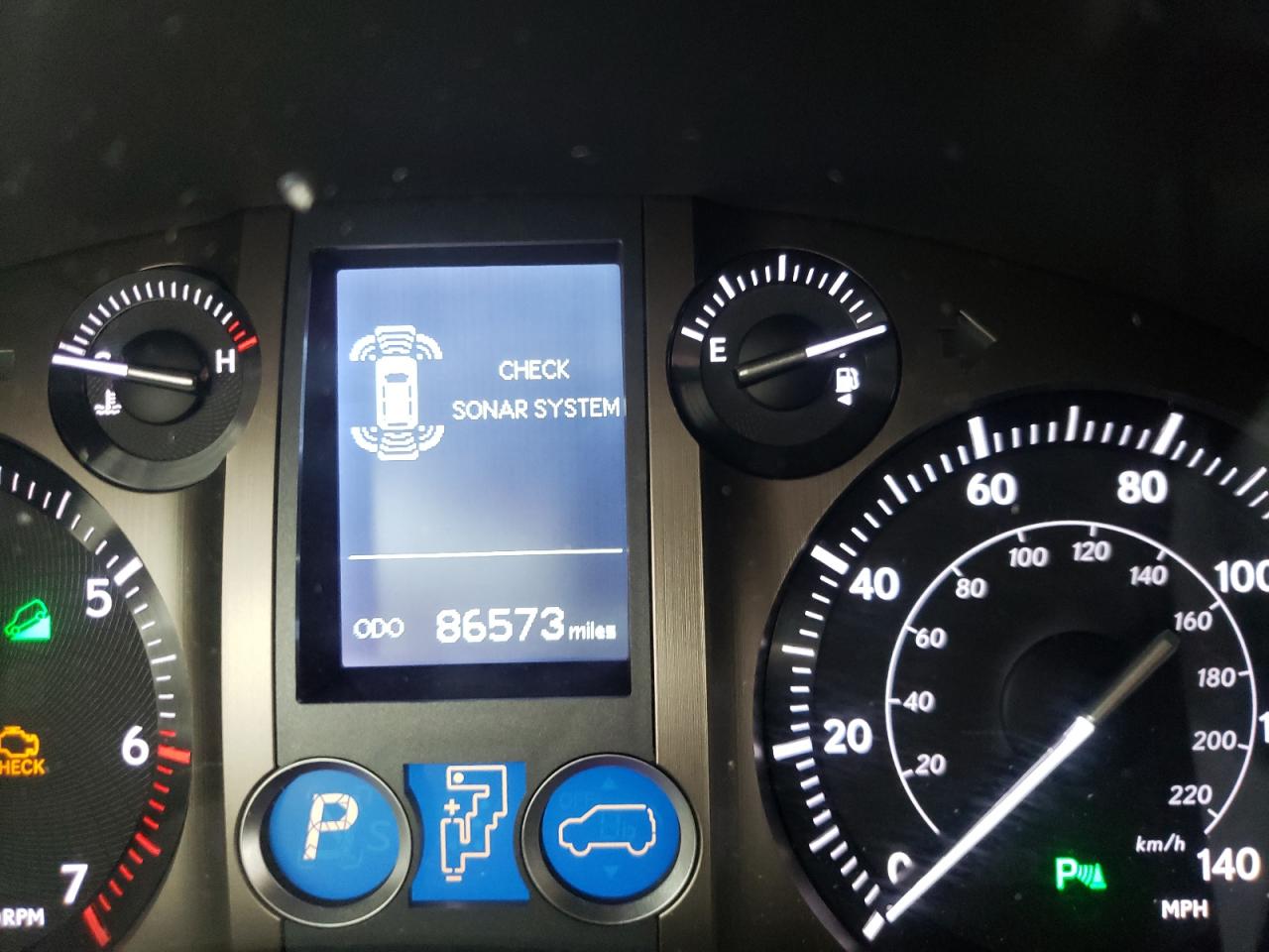 Photo 8 from auction – 2014 LEXUS GX 460 with VIN JTJBM7FX1E5064775