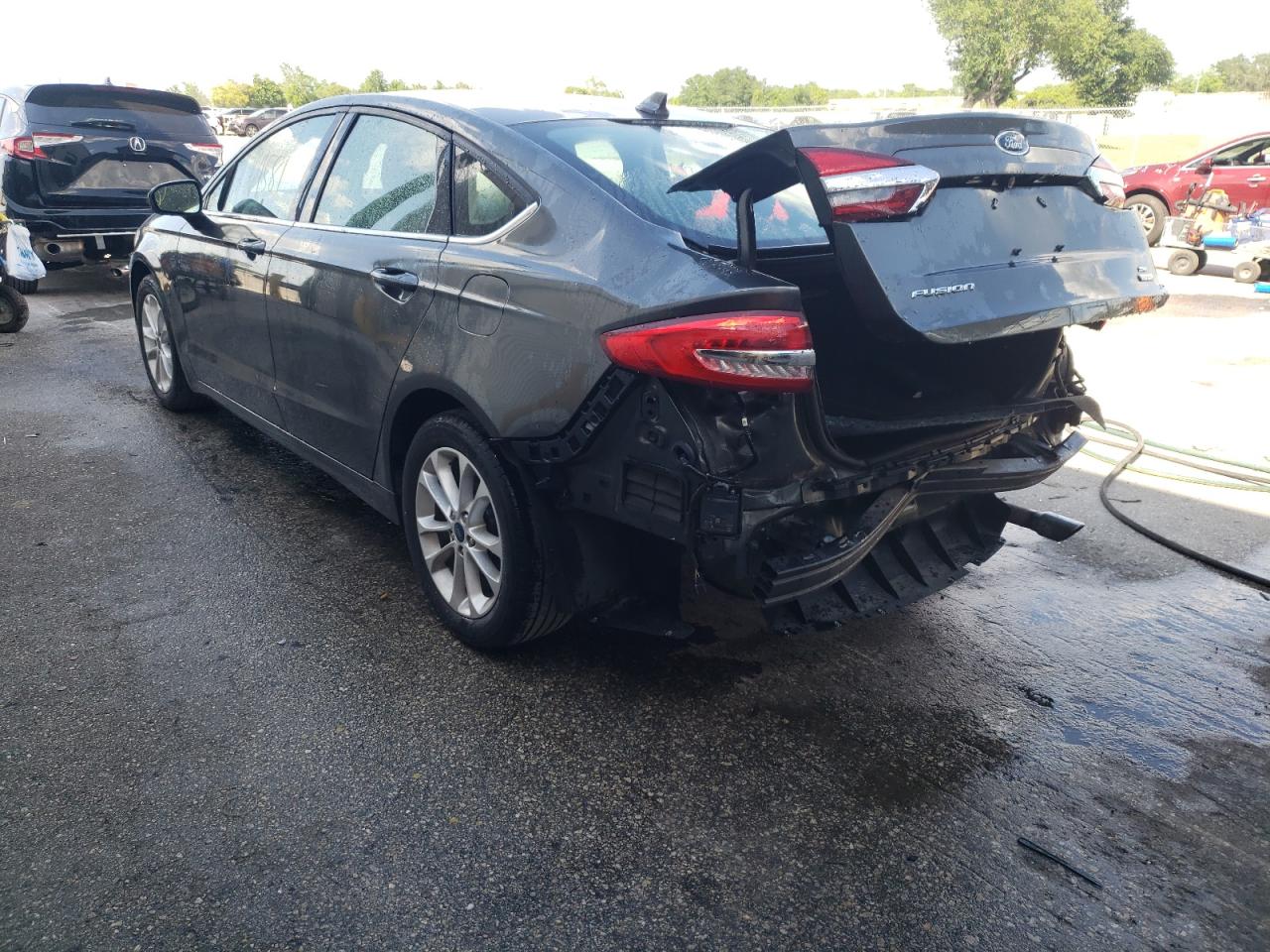 Photo 3 from auction – 2019 FORD FUSION SE with VIN 3FA6P0HD7KR276049