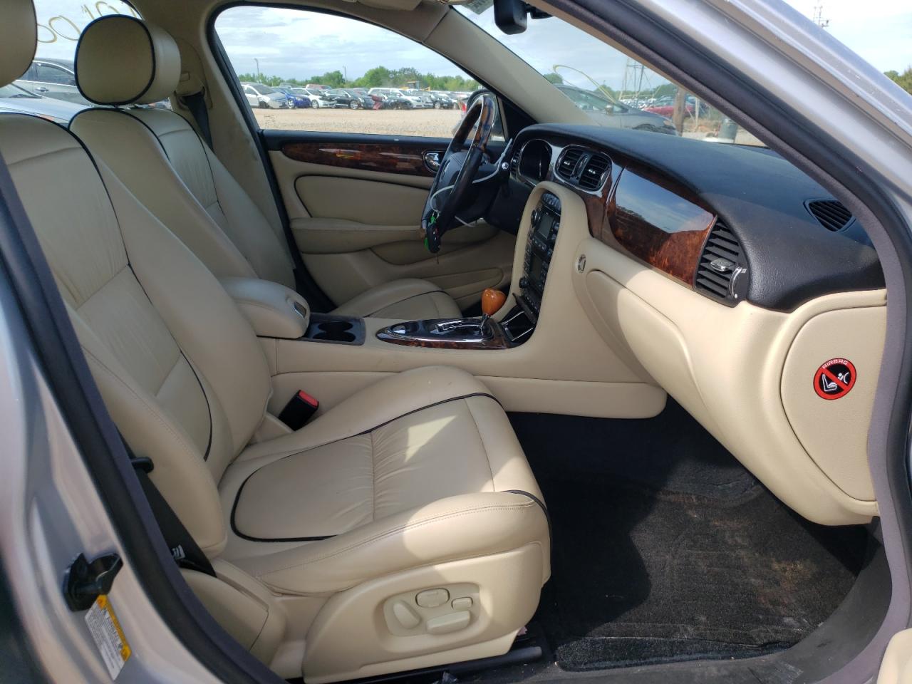 Photo 5 from auction – 2007 JAGUAR XJ8 L with VIN SAJWA79B97SH13468