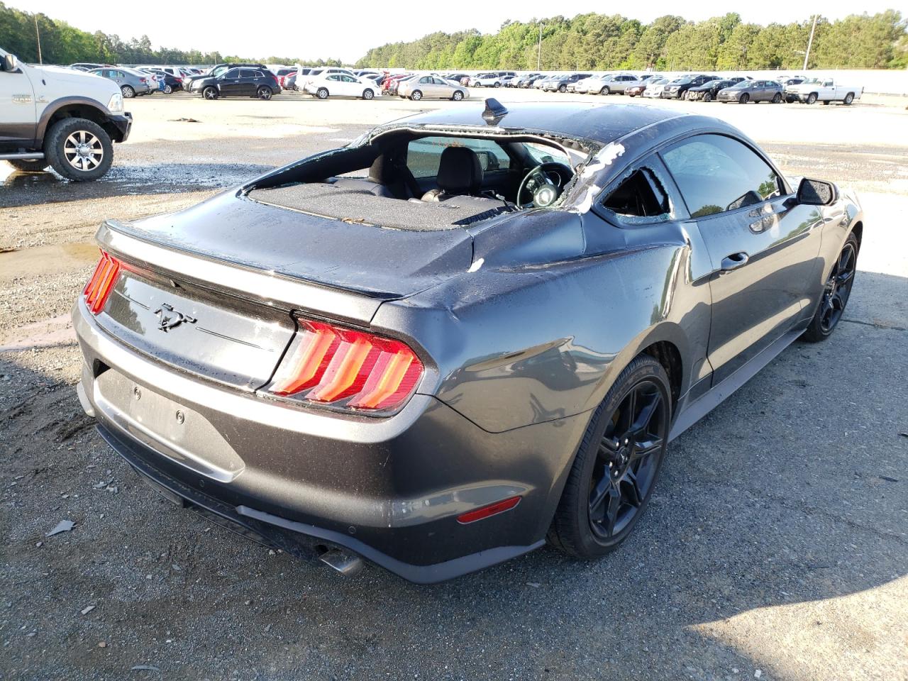Photo 4 from auction – 2020 FORD MUSTANG with VIN 1FA6P8TH7L5141487