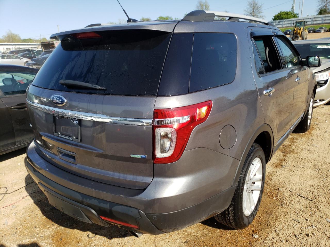 Photo 4 from auction – 2013 FORD EXPLORER with VIN 1FM5K8D81DGB93279