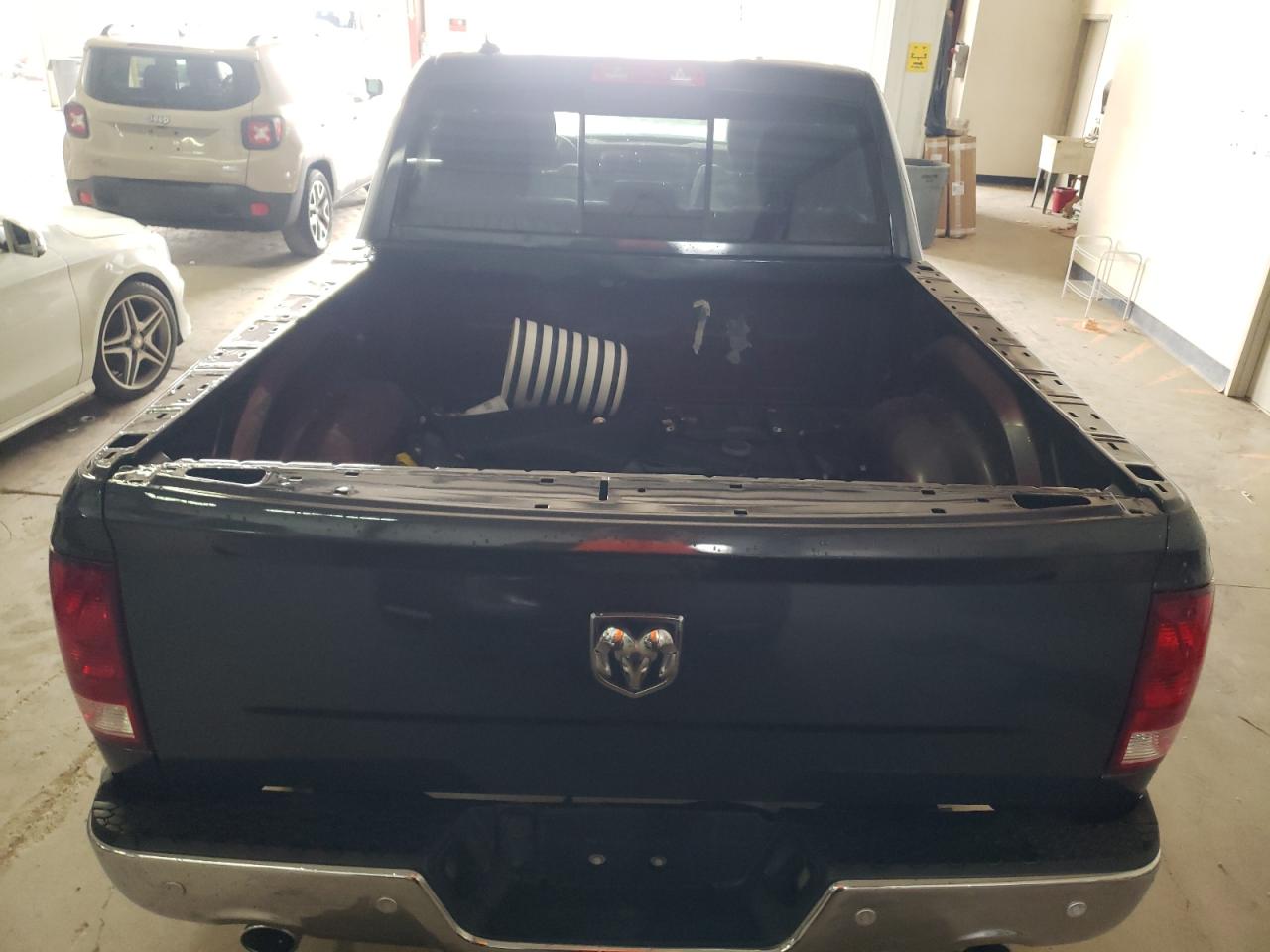 Photo 9 from auction – 2017 RAM 1500 SLT with VIN 1C6RR6LT1HS843587