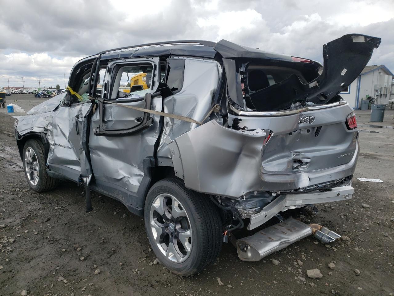 Photo 3 from auction – 2021 JEEP COMPASS LI with VIN 3C4NJDCB1MT601708