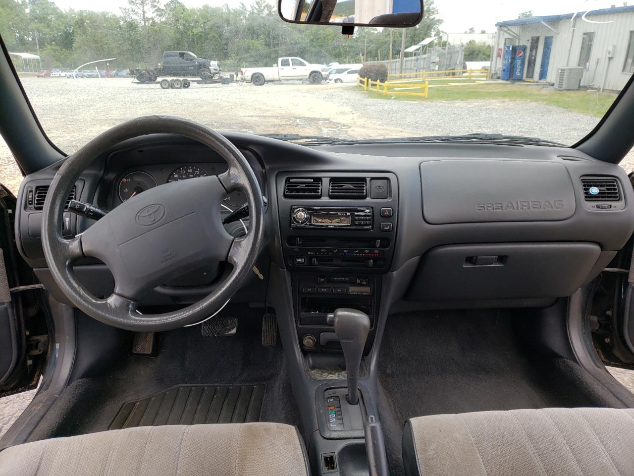 Photo 9 from auction – 1996 TOYOTA COROLLA with VIN 1NXBA02E7TZ436335