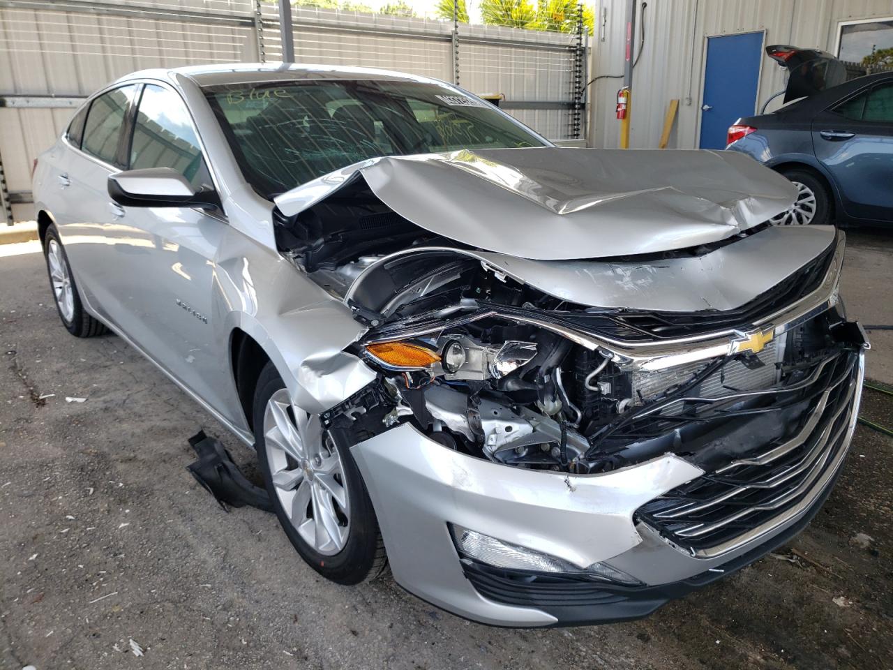 CHEVROLET MALIBU LT 2022 with VIN 1G1ZD5ST0NF120930 - Photo from auction