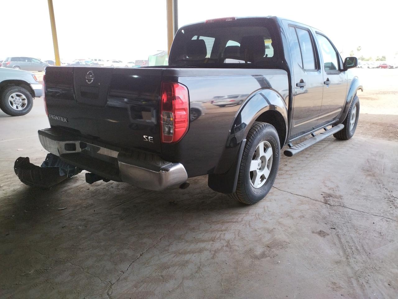Photo 4 from auction – 2005 NISSAN FRONTIER C with VIN 1N6AD07U35C412191