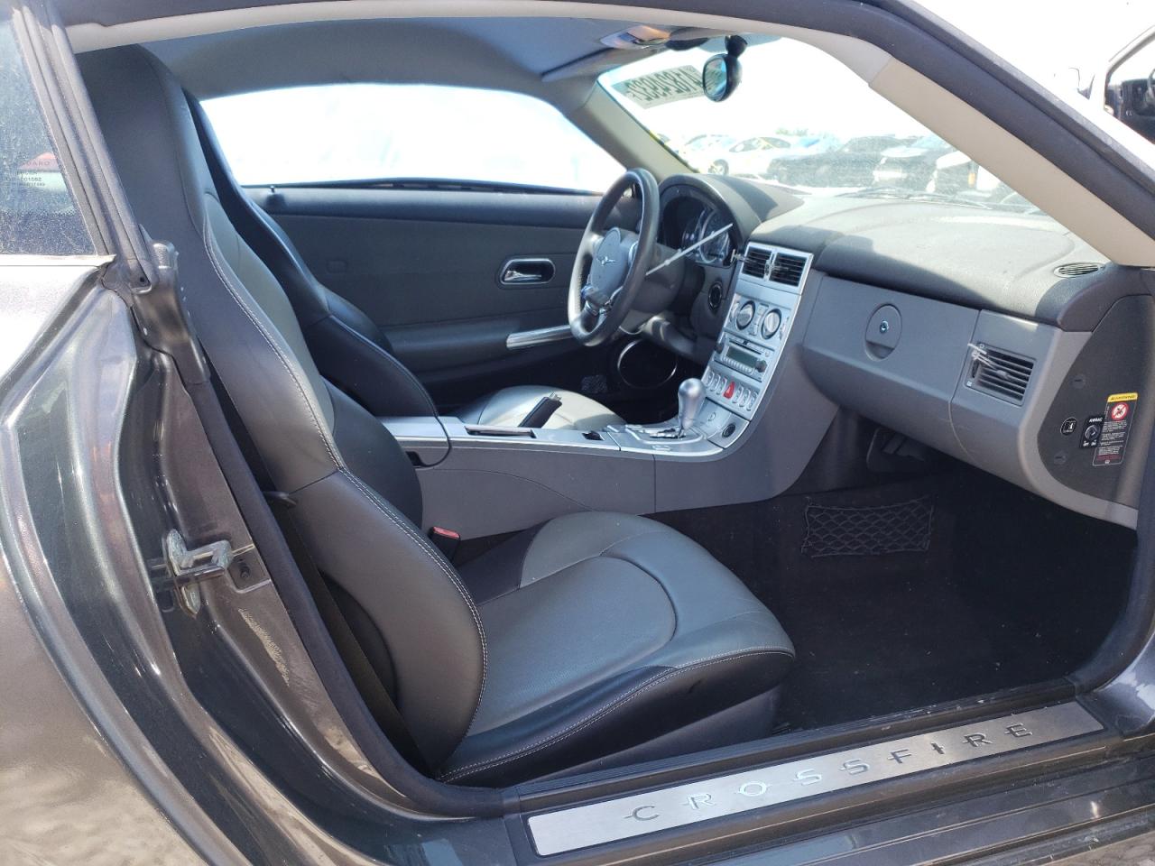 Photo 5 from auction – 2004 CHRYSLER CROSSFIRE with VIN 1C3AN69L44X021814