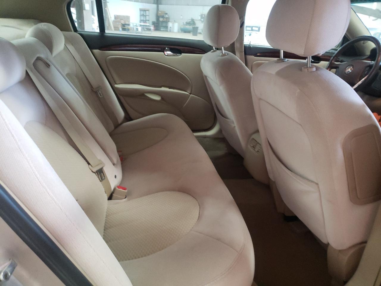 Photo 6 from auction – 2008 BUICK LUCERNE CX with VIN 1G4HP57278U132966