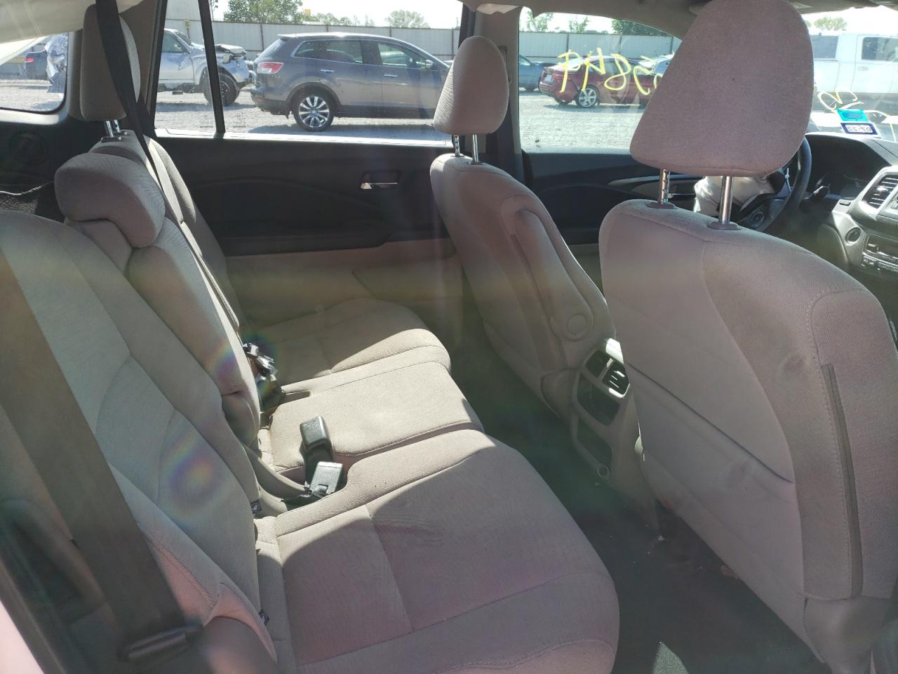 Photo 6 from auction – 2018 HONDA PILOT LX with VIN 5FNYF5H16JB010790