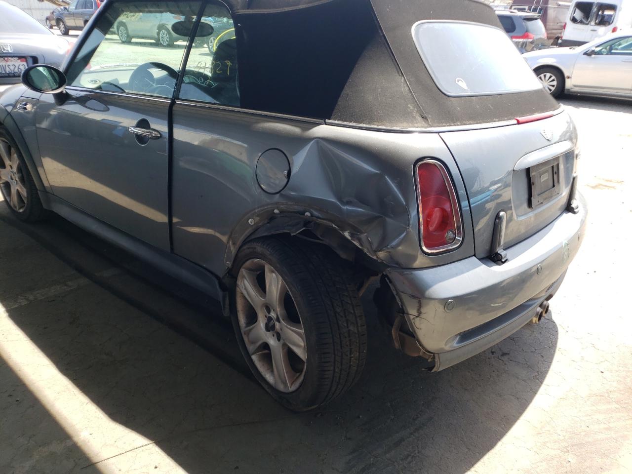 Photo 9 from auction – 2005 MINI COOPER S with VIN WMWRH33485TF82967
