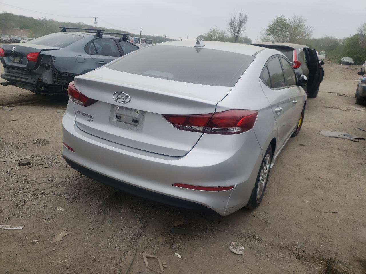 Photo 4 from auction – 2017 HYUNDAI ELANTRA SE with VIN KMHD74LF5HU402004