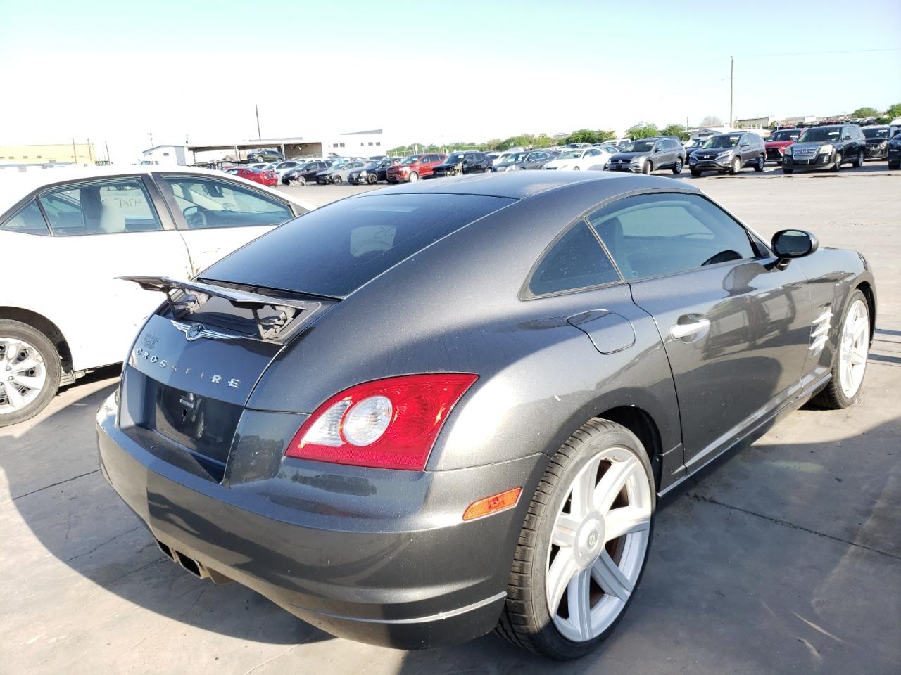 Photo 4 from auction – 2005 CHRYSLER CROSSFIRE with VIN 1C3AN69L55X038008