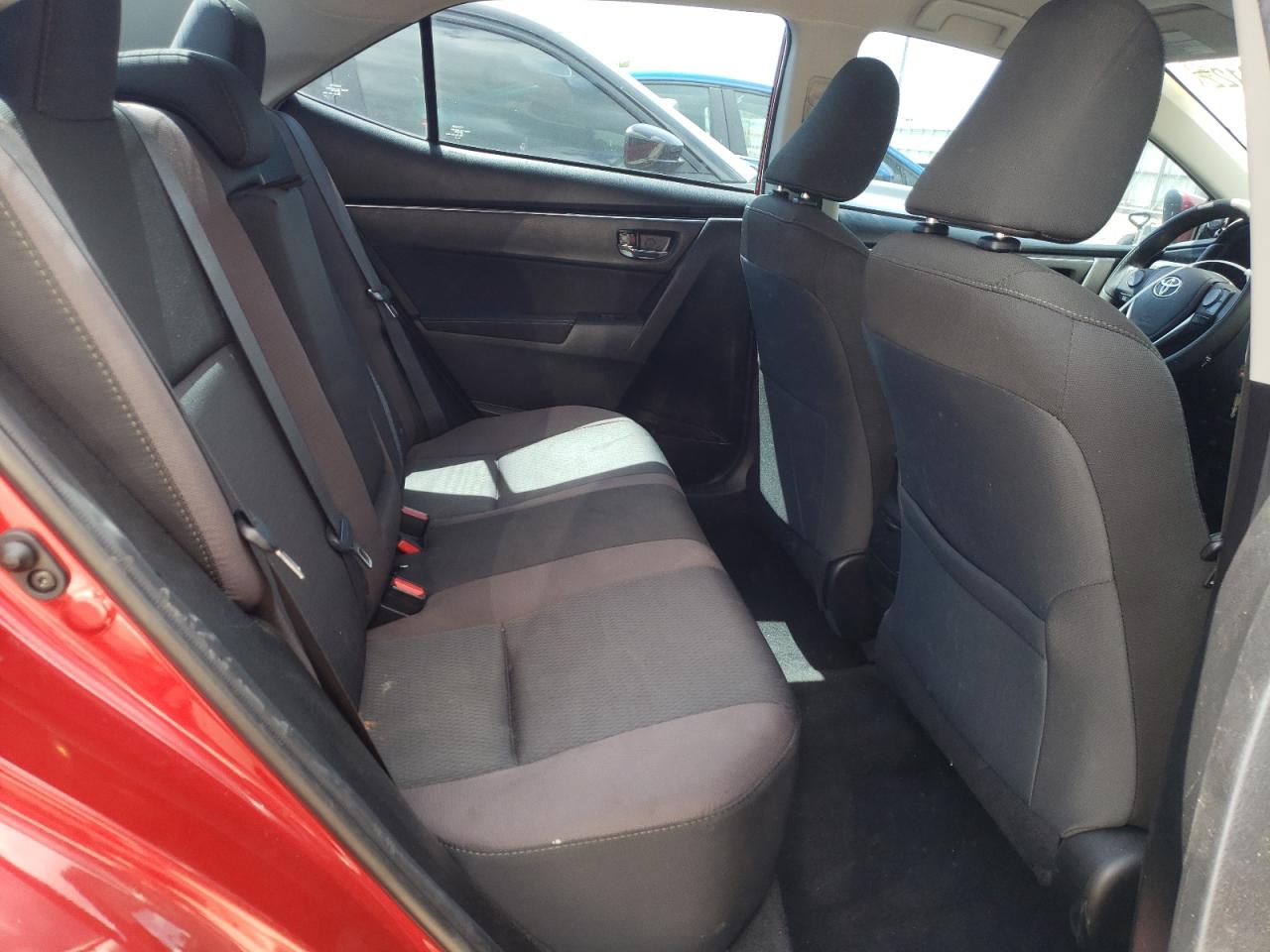 Photo 6 from auction – 2017 TOYOTA COROLLA L with VIN 5YFBURHE5HP722261