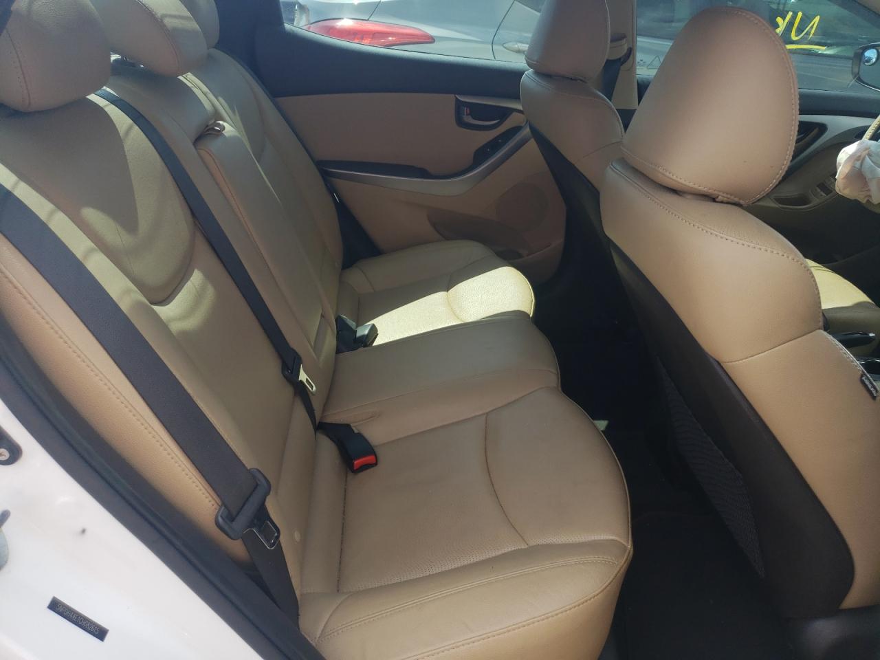 Photo 6 from auction – 2012 HYUNDAI ELANTRA with VIN 5NPDH4AE1CH082615