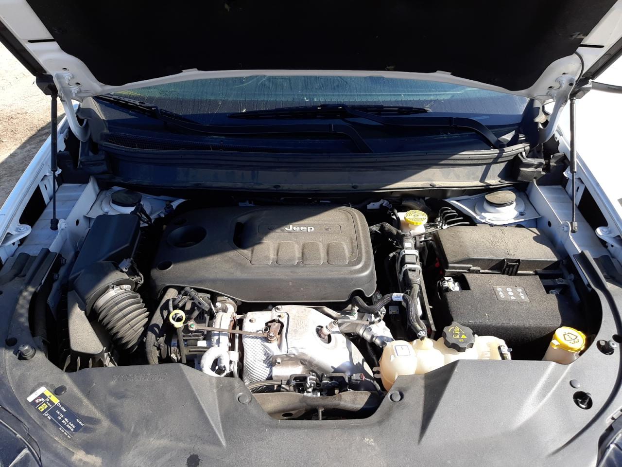 Photo 7 from auction – 2019 JEEP CHEROKEE L with VIN 1C4PJMDNXKD124099