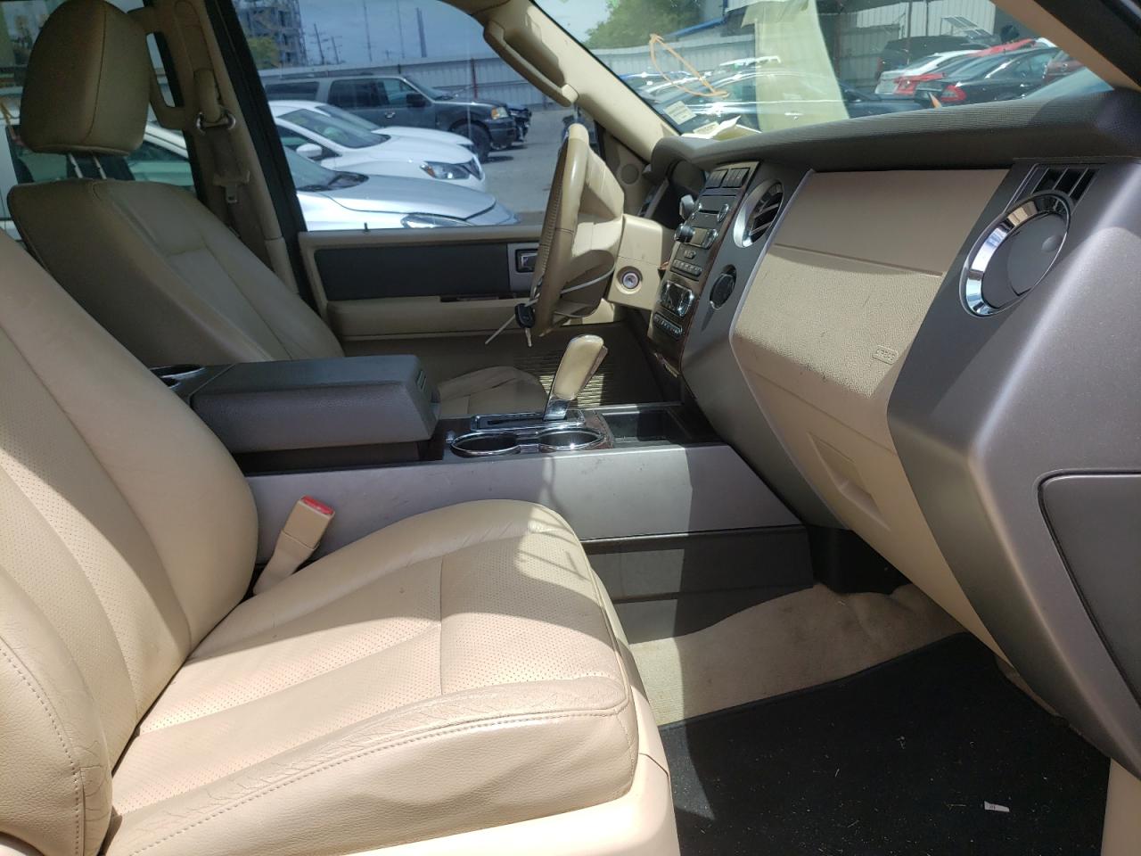 Photo 5 from auction – 2011 FORD EXPEDITION with VIN 1FMJK1H5XBEF05498