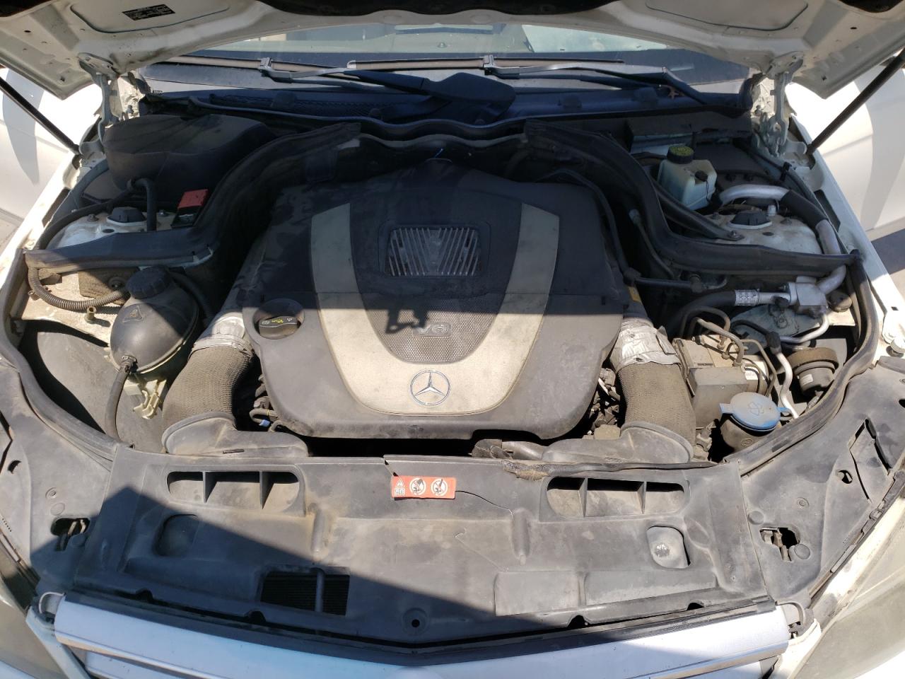 Photo 7 from auction – 2011 MERCEDES-BENZ C 300 with VIN WDDGF5EB4BR146510