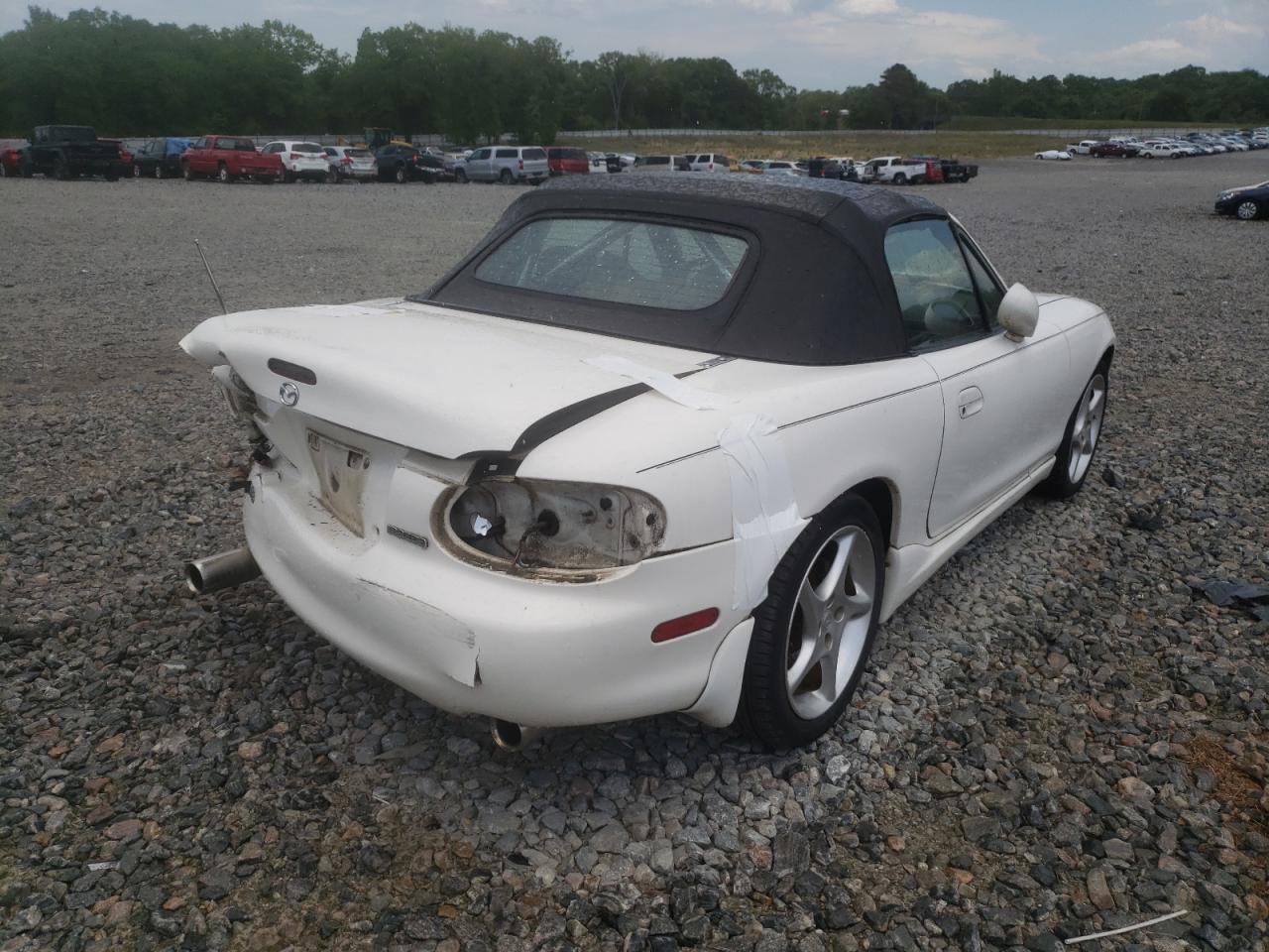 Photo 4 from auction – 2000 MAZDA MX-5 MIATA with VIN JM1NB3532Y0150529