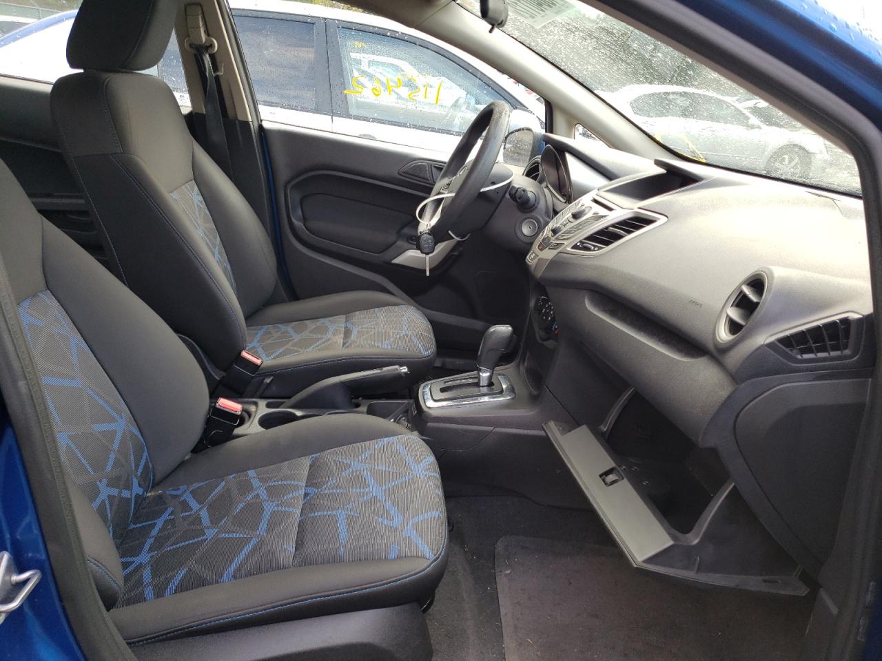 Photo 5 from auction – 2011 FORD FIESTA SE with VIN 3FADP4BJ9BM106799