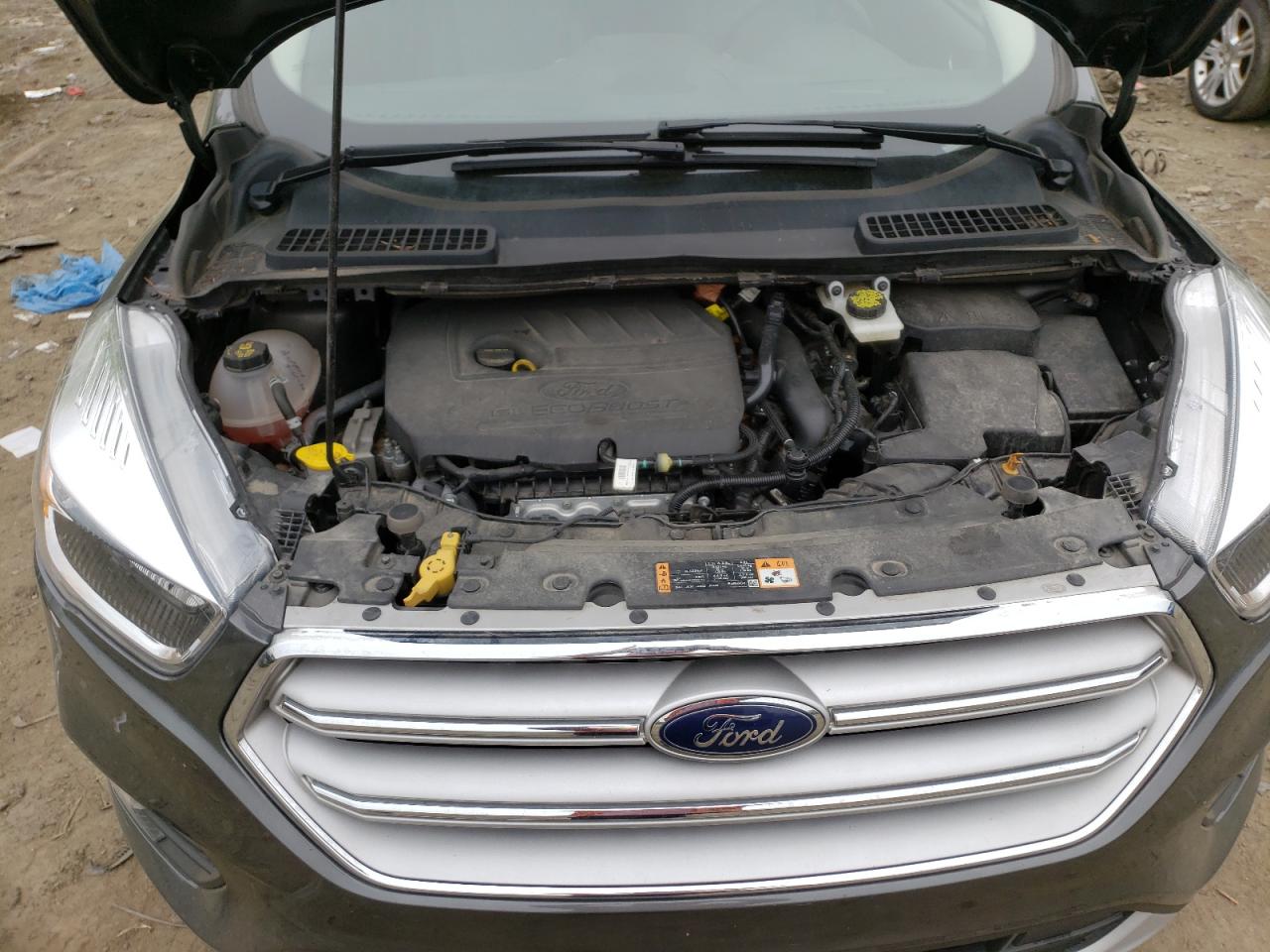 Photo 7 from auction – 2018 FORD ESCAPE SE with VIN 1FMCU9GD2JUC74952