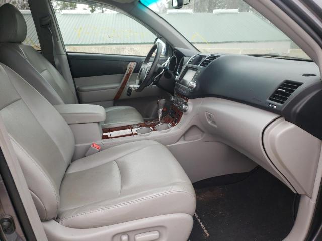 Photo 5 from auction – 2012 TOYOTA HIGHLANDER with VIN 5TDDK3EH3CS167269
