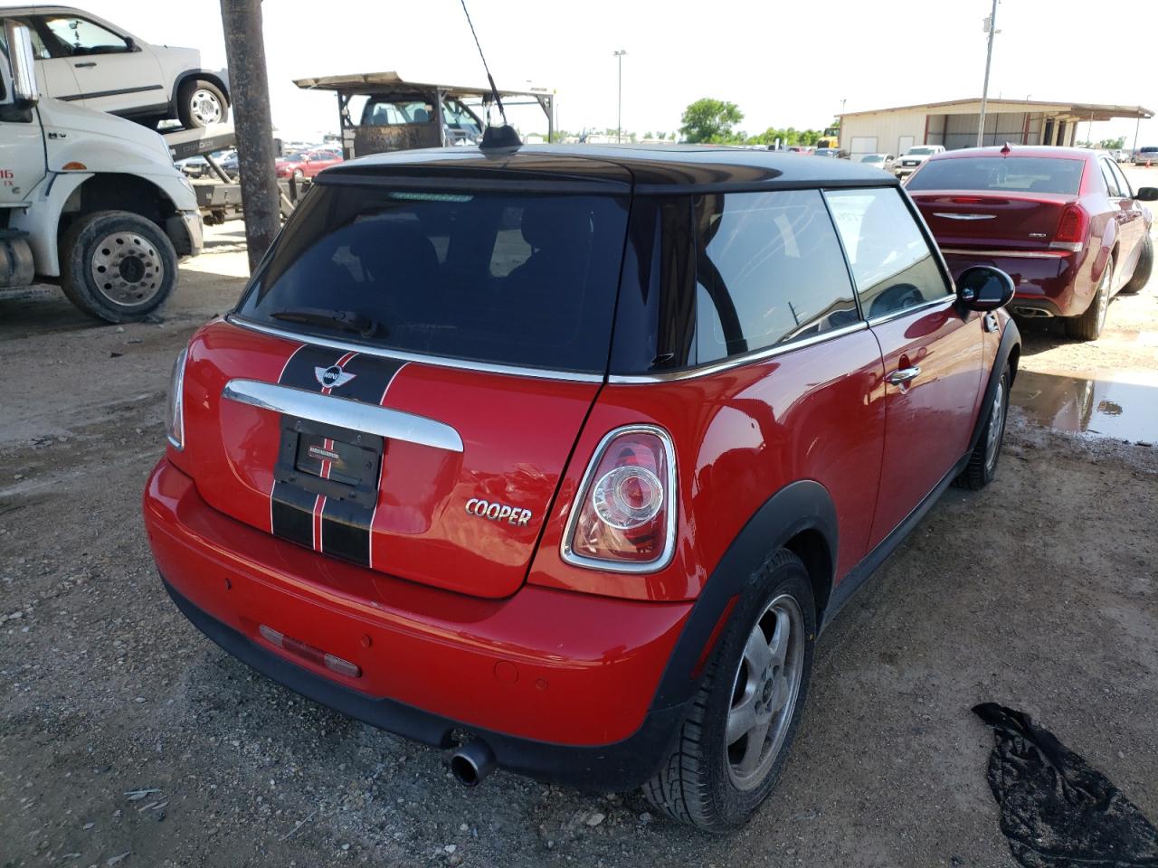 Photo 4 from auction – 2011 MINI COOPER with VIN WMWSU3C52BT251266