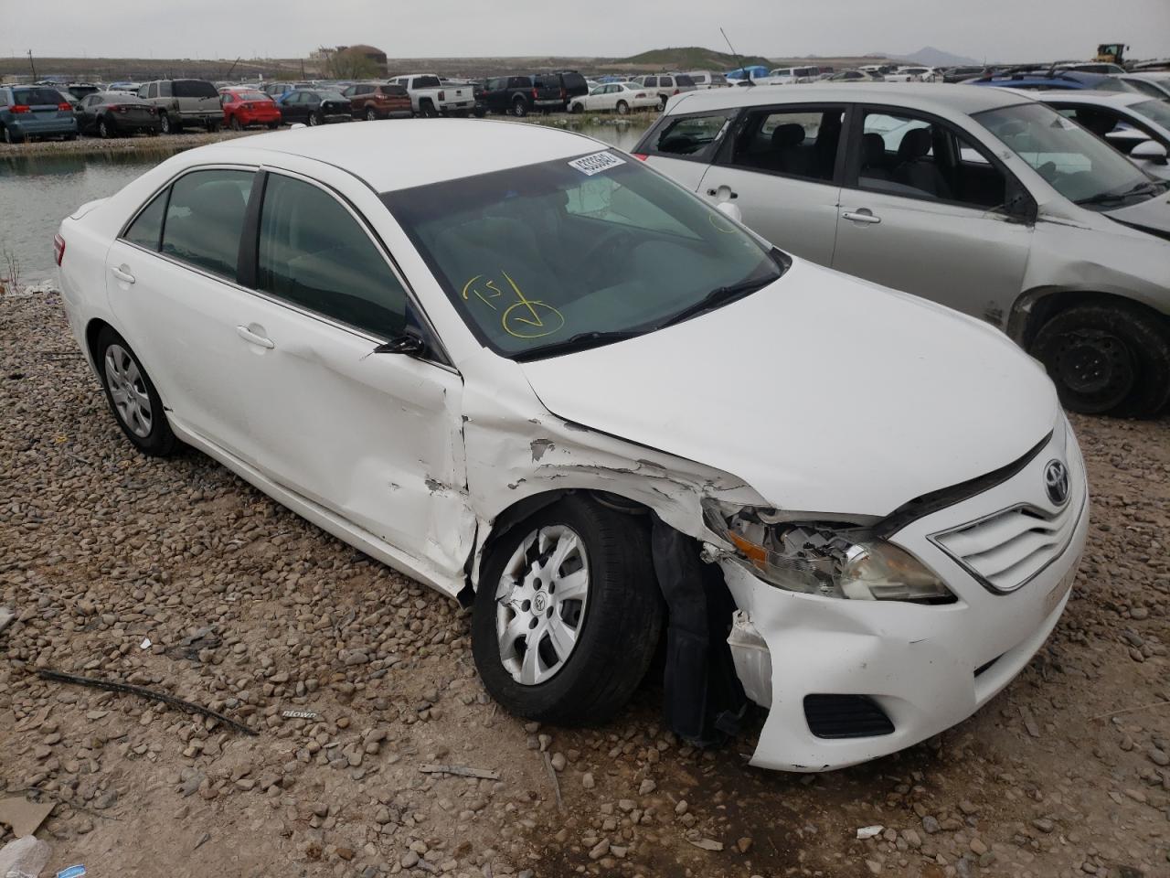 TOYOTA CAMRY BASE 2011 with VIN 4T1BF3EK4BU709086 - Photo from auction
