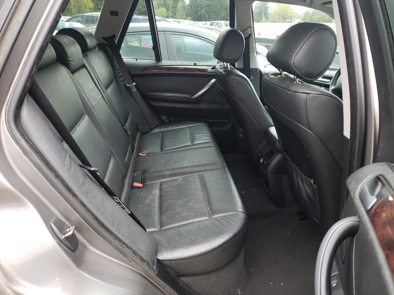 Photo 6 from auction – 2005 BMW X5 3.0I with VIN 5UXFA13575LY01940