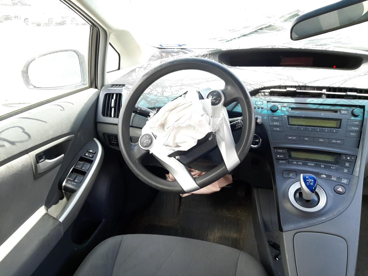 Photo 9 from auction – 2010 TOYOTA PRIUS with VIN JTDKN3DU2A5003687