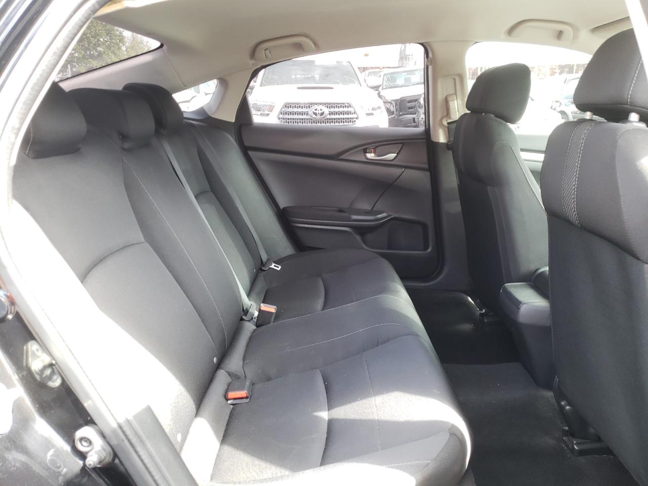 Photo 6 from auction – 2017 HONDA CIVIC LX with VIN 2HGFC2F54HH553887
