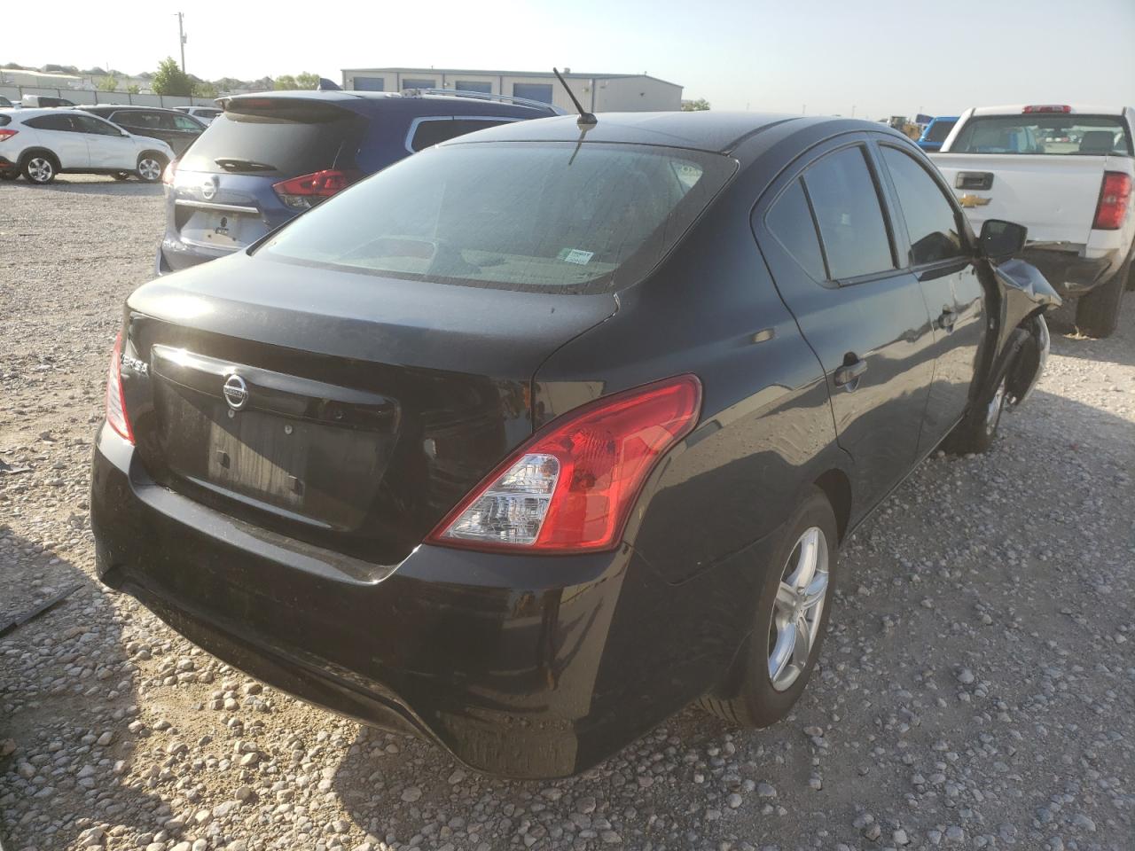 Photo 4 from auction – 2016 NISSAN VERSA S with VIN 3N1CN7AP1GL898868