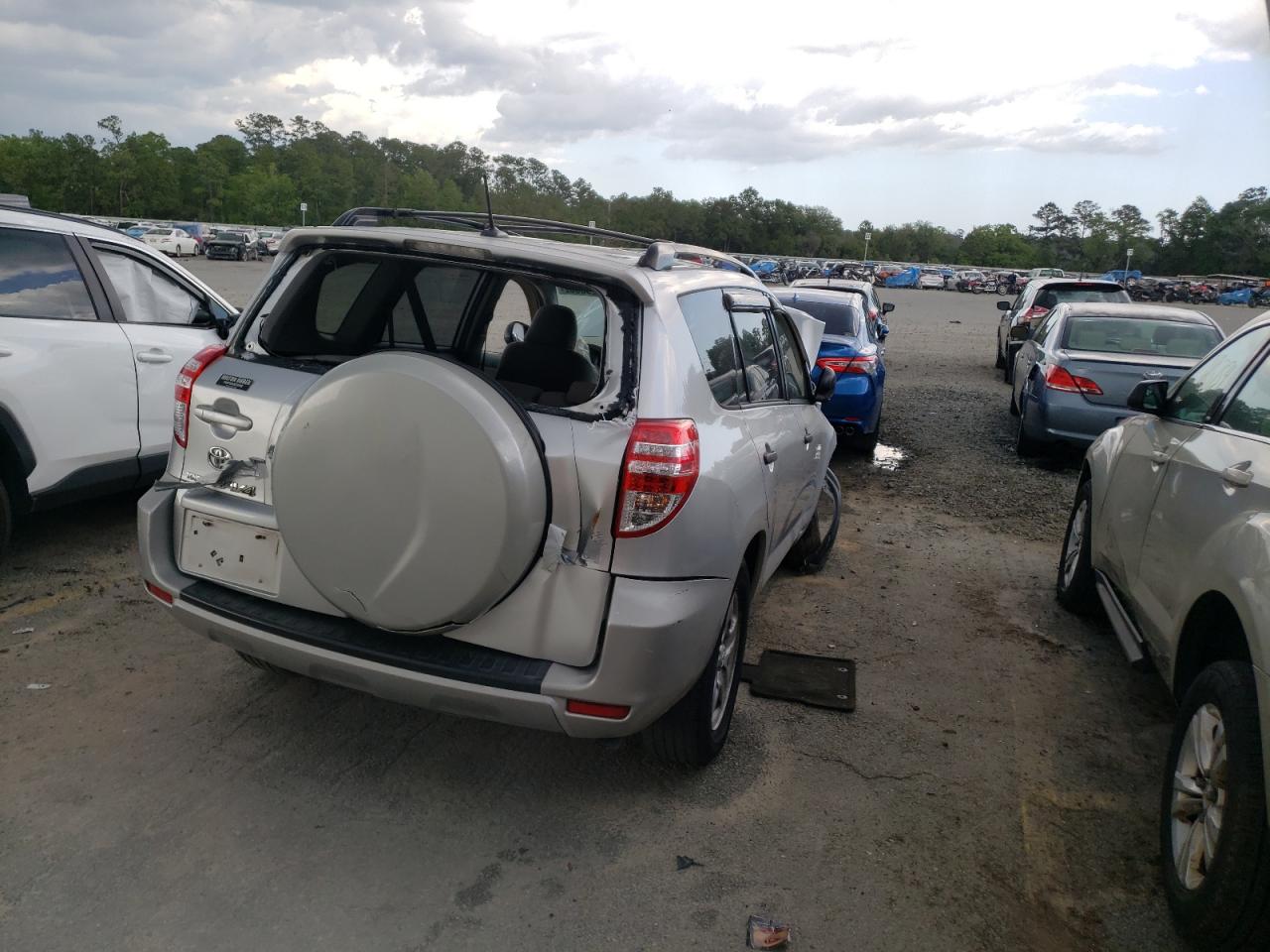 Zdjęcie 4 z aukcji – 2010 TOYOTA RAV4 z VIN JTMZF4DVXA5015693