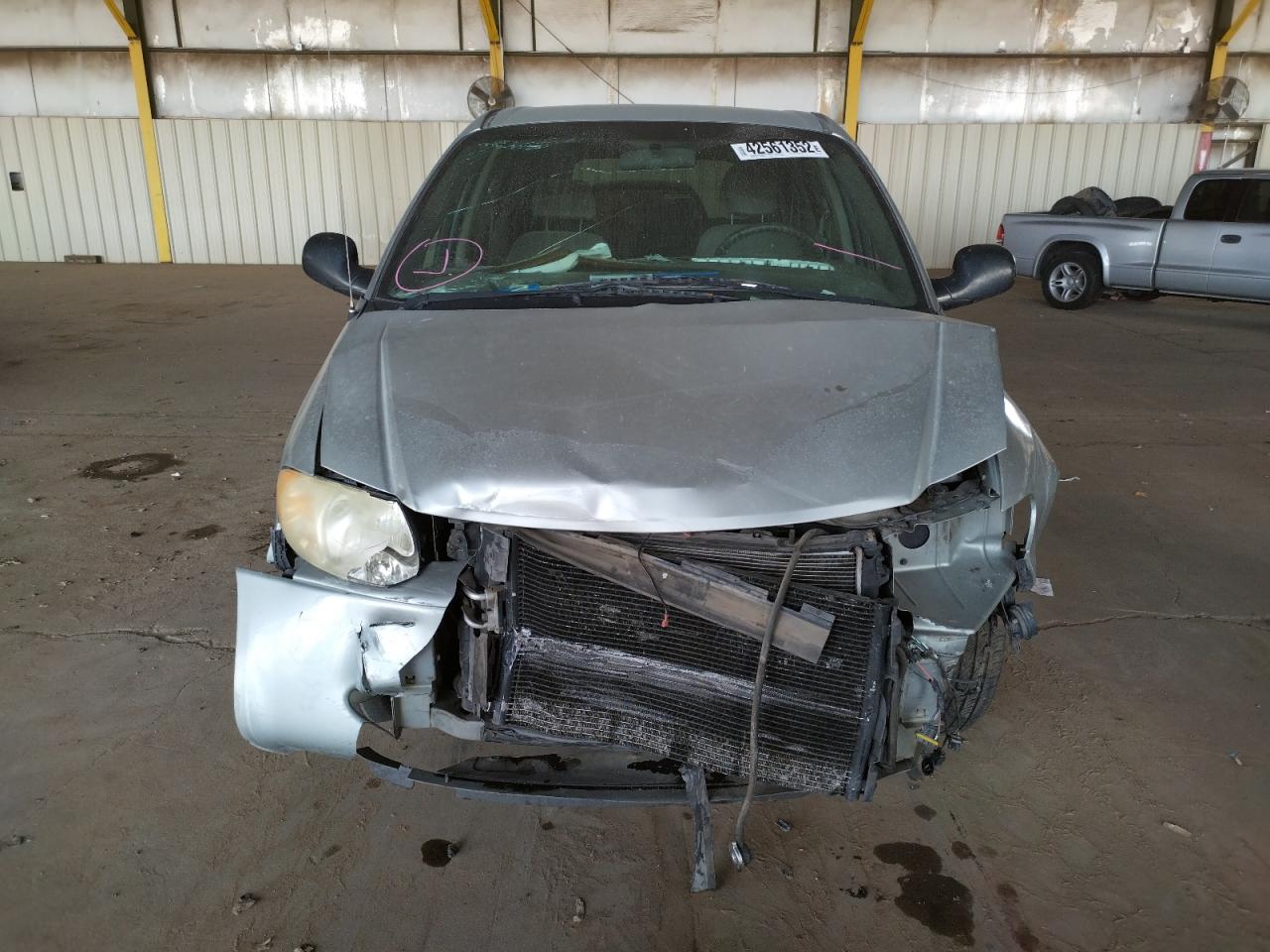Photo 9 from auction – 2003 DODGE GRAND CARA with VIN 2D4GP44303R153920