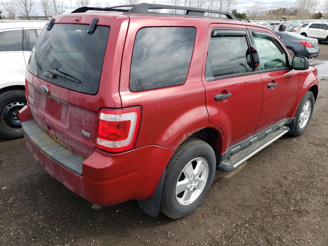 Photo 4 from auction – 2011 FORD ESCAPE XLT with VIN 1FMCU9DG0BKA35041