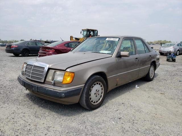 Photo 2 from auction – 1990 MERCEDES-BENZ 300 E with VIN WDBEA30D4LB183661
