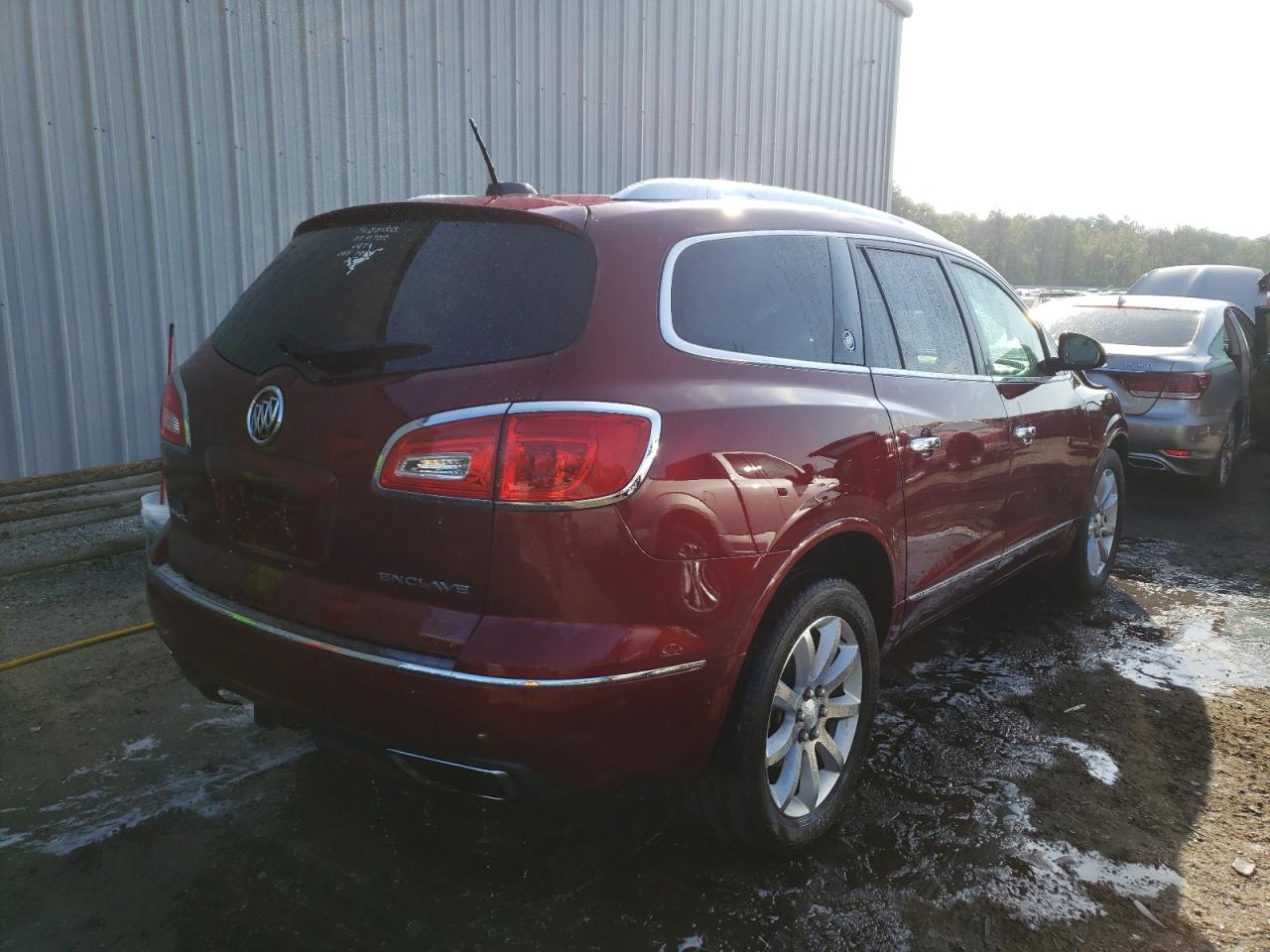 Photo 4 from auction – 2016 BUICK ENCLAVE with VIN 5GAKRCKD5GJ213368
