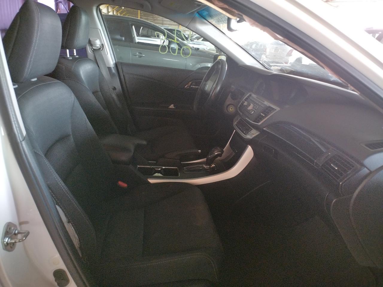 Photo 5 from auction – 2014 HONDA ACCORD SPO with VIN 1HGCR2F53EA093682