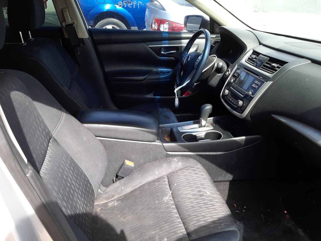 Photo 5 from auction – 2017 NISSAN ALTIMA 2.5 with VIN 1N4AL3AP1HC289818