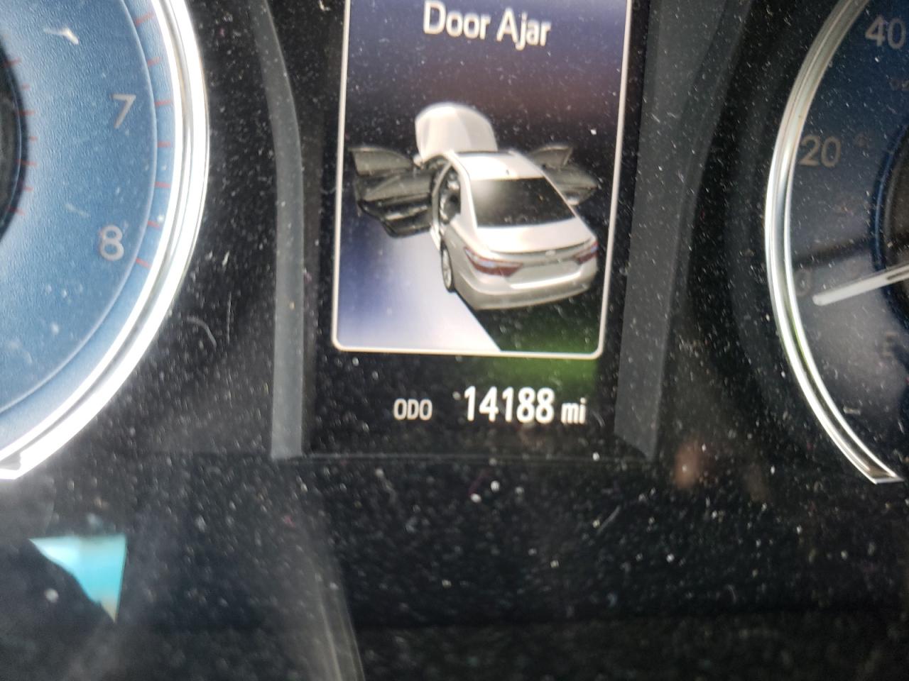 Photo 8 from auction – 2017 TOYOTA CAMRY LE with VIN 4T1BF1FK4HU792367