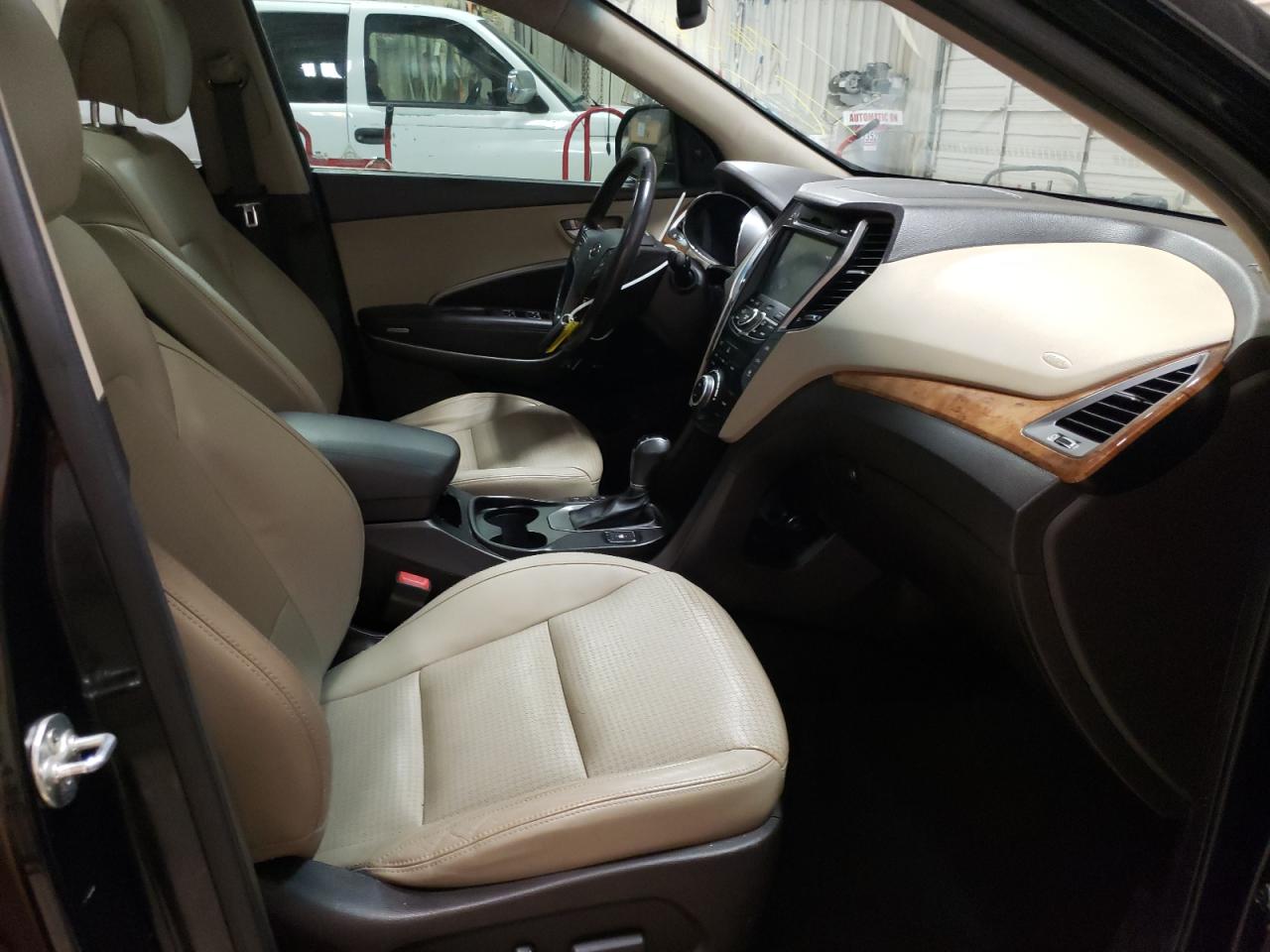Photo 5 from auction – 2014 HYUNDAI SANTA FE G with VIN KM8SR4HF2EU087281