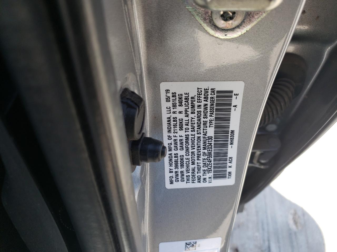 Photo 10 from auction – 2019 HONDA INSIGHT EX with VIN 19XZE4F59KE034130