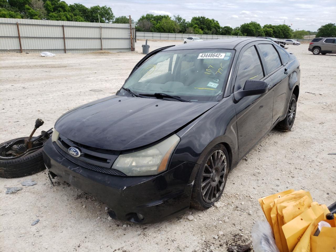 Photo 2 from auction – 2011 FORD FOCUS SES with VIN 1FAHP3GN1BW107775